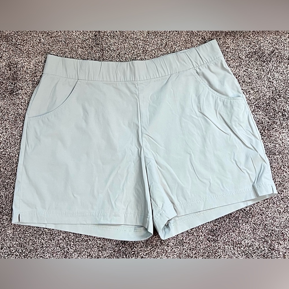 Women’s Columbia Shorts 2X
